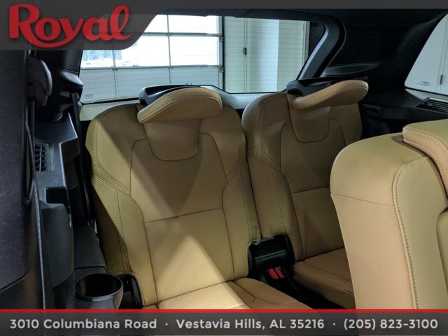 2024 Volvo XC90 Ultimate Bright Theme