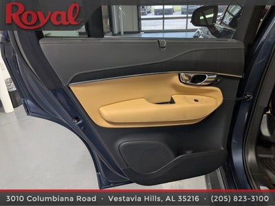 2024 Volvo XC90 Ultimate Bright Theme