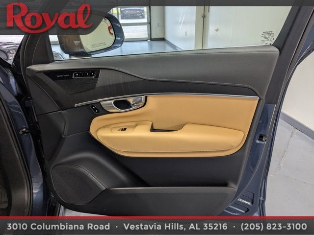 2024 Volvo XC90 Ultimate Bright Theme
