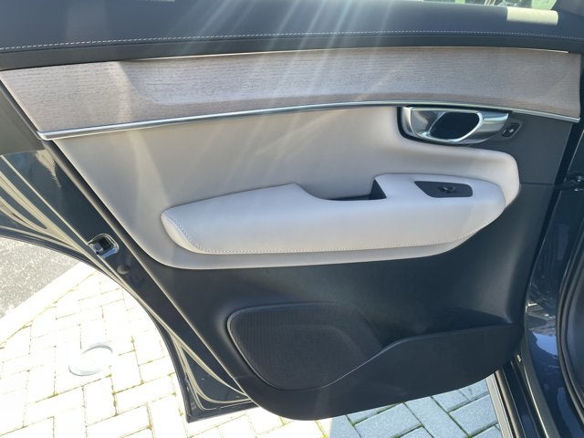 2026 Volvo XC90 Core