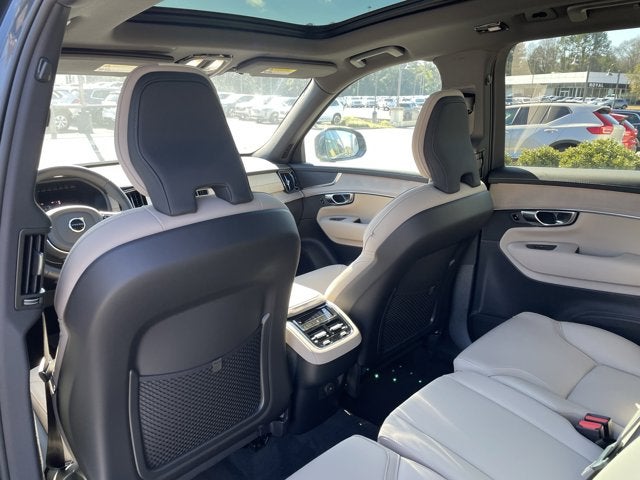 2026 Volvo XC90 Core