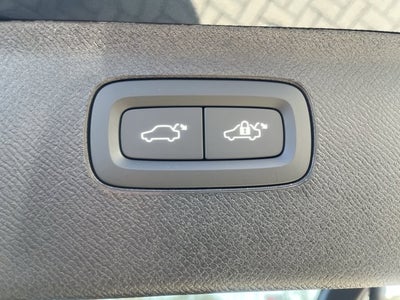 2026 Volvo XC90 Ultra Dark Theme