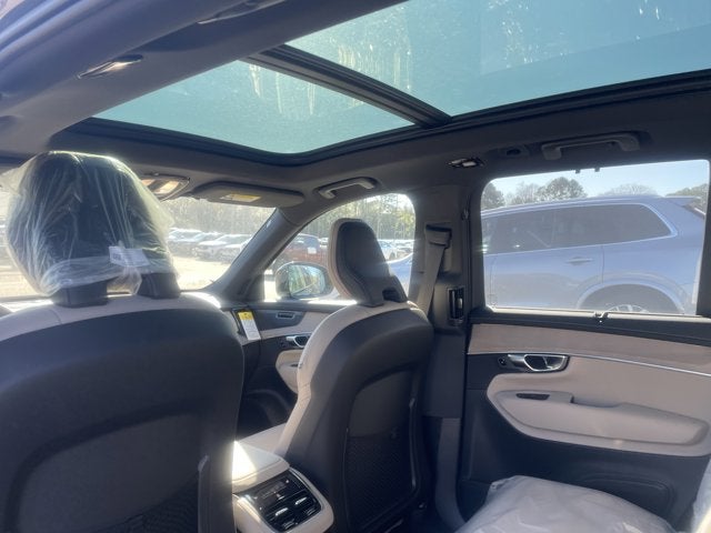 2026 Volvo XC90 Ultra Dark Theme