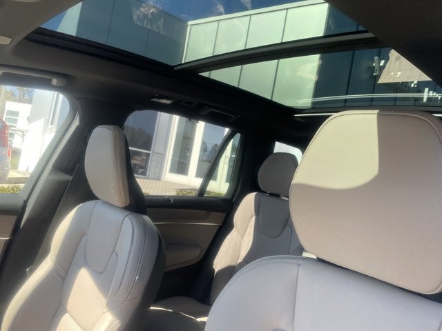 2026 Volvo XC90 Ultra Dark Theme