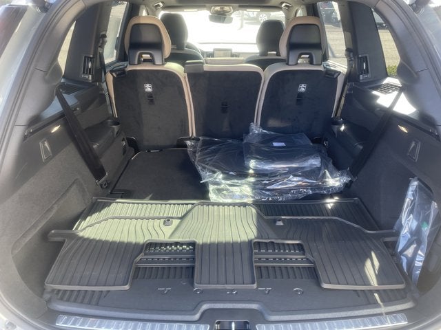 2026 Volvo XC90 Ultra Dark Theme