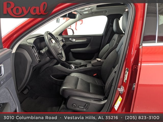 2021 Volvo XC40 Inscription