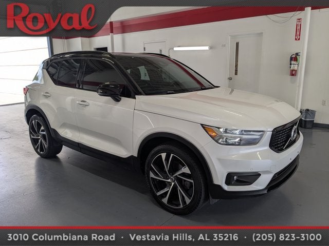 2021 Volvo XC40 R-Design