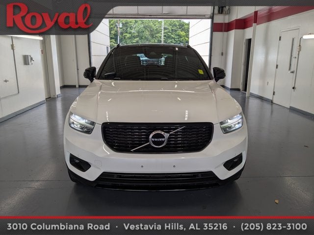 2021 Volvo XC40 R-Design