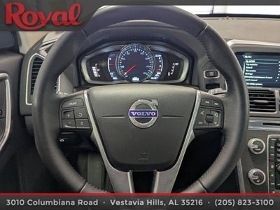 2016 Volvo XC60 T5 Drive-E Premier