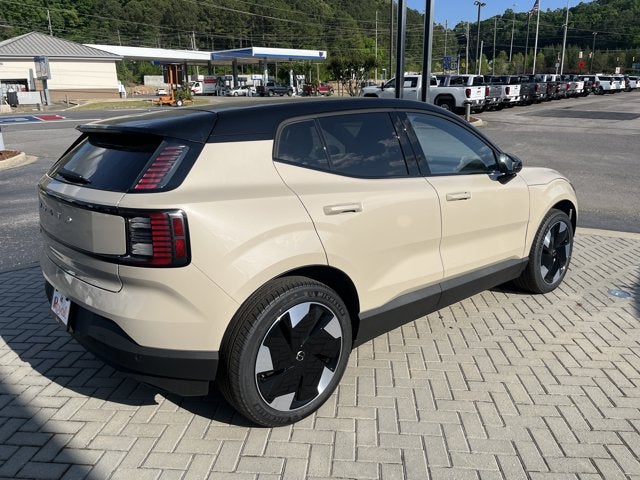 2026 Volvo EX30 Plus
