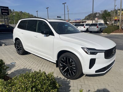 2026 Volvo XC90 Plug-In Hybrid Ultra Dark Theme