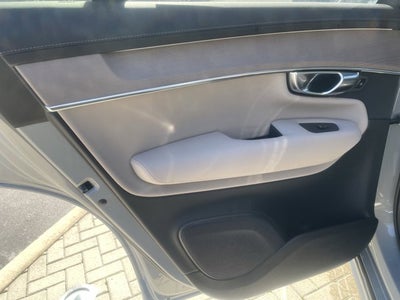 2026 Volvo XC90 Plug-In Hybrid Plus