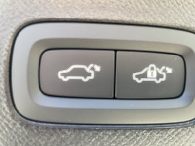 2026 Volvo XC90 Plug-In Hybrid Plus