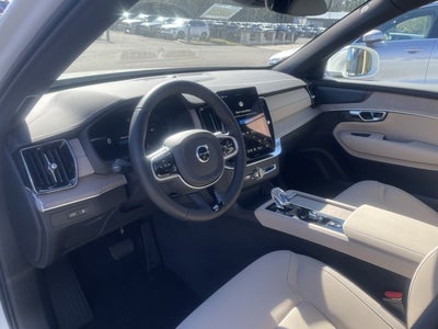 2026 Volvo XC90 Plug-In Hybrid Plus