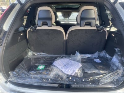 2026 Volvo XC90 Plug-In Hybrid Plus