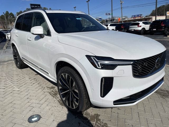 2026 Volvo XC90 Plug-In Hybrid Plus