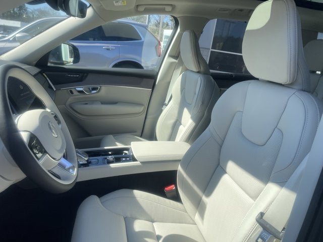 2026 Volvo XC90 Plug-In Hybrid Ultra