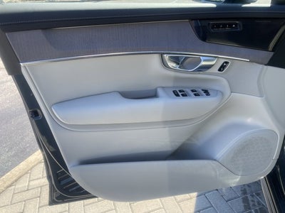 2026 Volvo XC90 Plug-In Hybrid Ultra