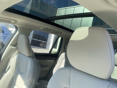 2026 Volvo XC90 Plug-In Hybrid Ultra