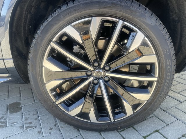 2026 Volvo XC90 Plug-In Hybrid Ultra