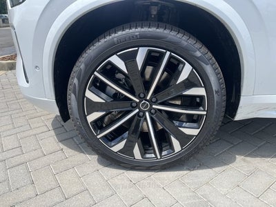 2026 Volvo XC90 Plug-In Hybrid Ultra