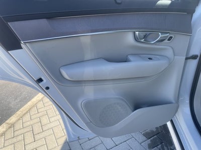 2026 Volvo XC90 Plug-In Hybrid Ultra