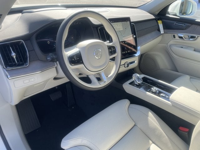 2026 Volvo XC90 Plug-In Hybrid Ultra