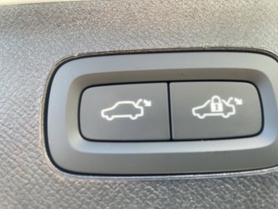 2026 Volvo XC90 Plug-In Hybrid Ultra