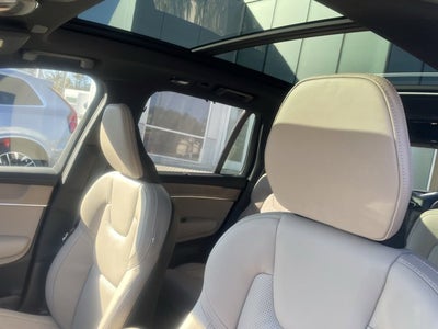 2026 Volvo XC90 Plug-In Hybrid Ultra