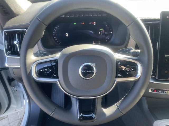 2026 Volvo XC90 Plug-In Hybrid Ultra