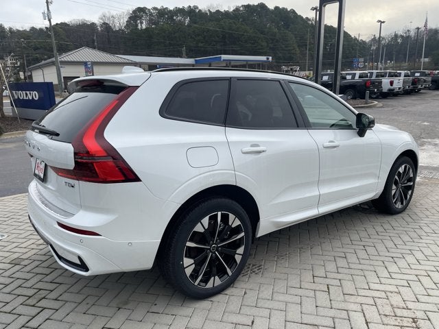 2026 Volvo XC60 Plug-In Hybrid Plus