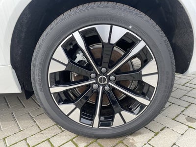 2026 Volvo XC60 Plug-In Hybrid Plus