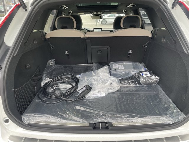 2026 Volvo XC60 Plug-In Hybrid Plus