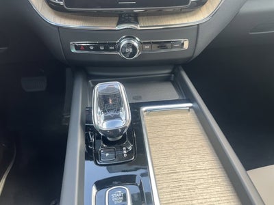 2026 Volvo XC60 Plug-In Hybrid Core