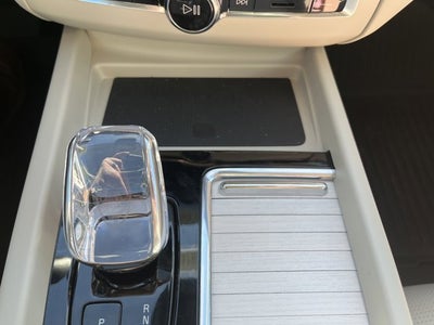 2026 Volvo XC60 Plug-In Hybrid Ultra