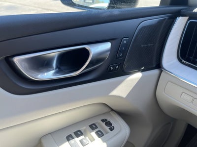 2026 Volvo XC60 Plug-In Hybrid Ultra