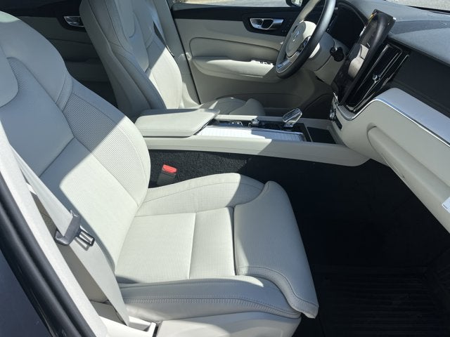 2026 Volvo XC60 Plug-In Hybrid Ultra