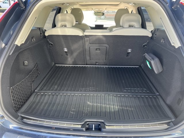 2026 Volvo XC60 Plug-In Hybrid Ultra