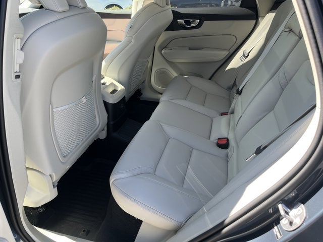 2026 Volvo XC60 Plug-In Hybrid Ultra