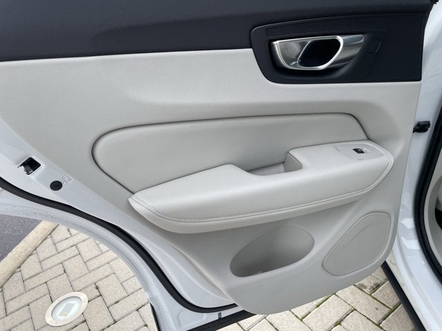 2026 Volvo XC60 Plug-In Hybrid Ultra