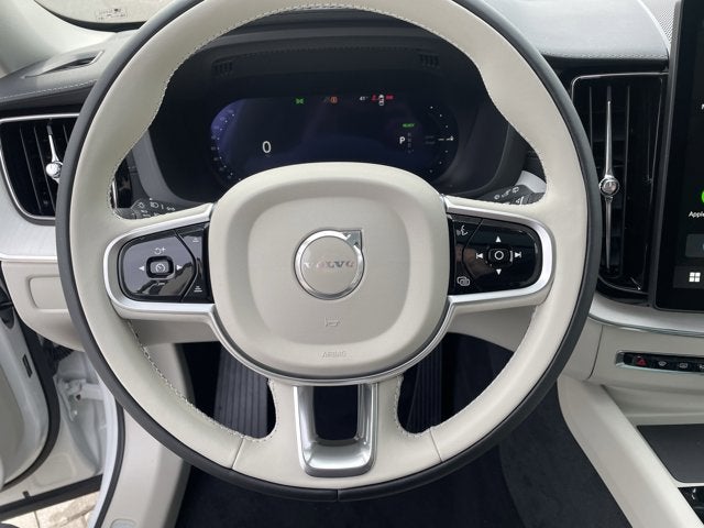 2026 Volvo XC60 Plug-In Hybrid Ultra