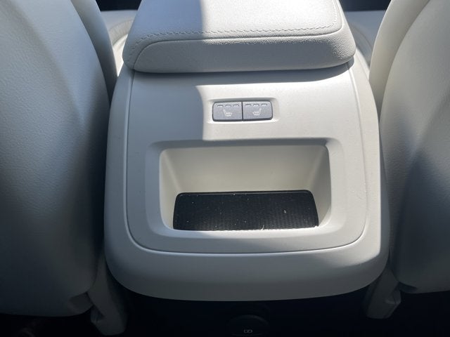 2026 Volvo XC60 Plug-In Hybrid Ultra