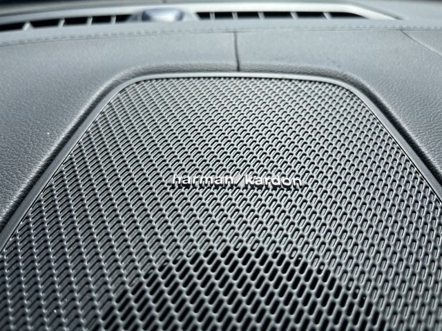 2026 Volvo XC60 Plug-In Hybrid Ultra