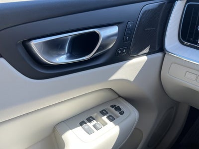 2026 Volvo XC60 Plug-In Hybrid Ultra