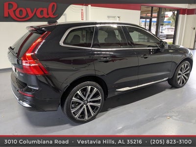 2023 Volvo XC60 Ultimate Bright Theme