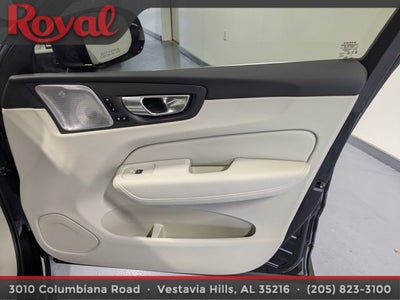2023 Volvo XC60 Ultimate Bright Theme