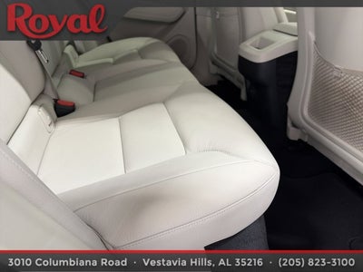 2024 Volvo XC60 Core Dark Theme