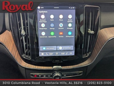 2024 Volvo XC60 Plus Dark Theme