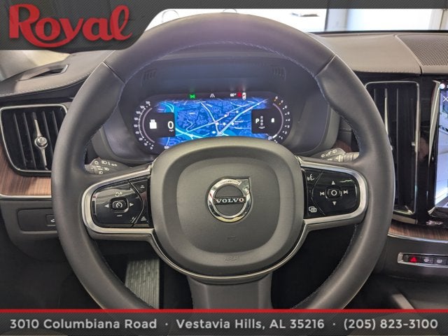 2023 Volvo XC60 Ultimate Dark Theme