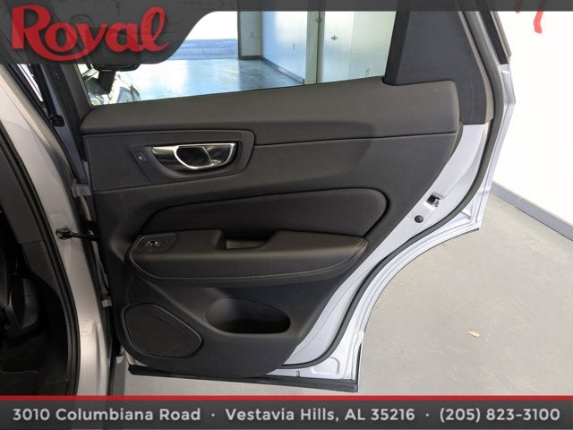 2023 Volvo XC60 Ultimate Dark Theme